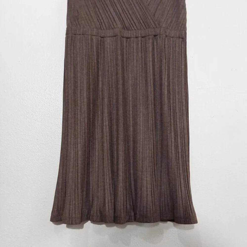 Banana Republic NWT Sleeveless V-Neck Pleated Knit Dress Work/Office/Casual - S - Picture 4 of 8